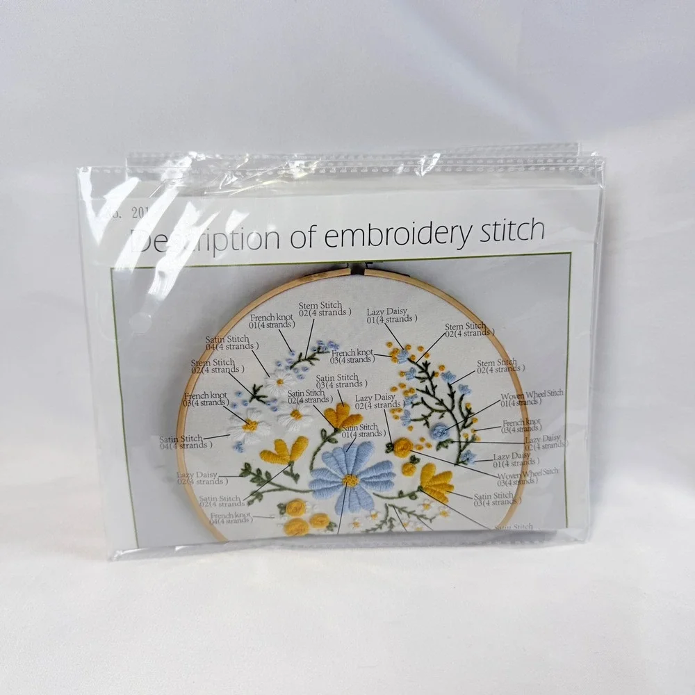 Reewisly Embroidery Kit Unisex OS Multicolor 4-Pack Floral Patterns Hoops Tools